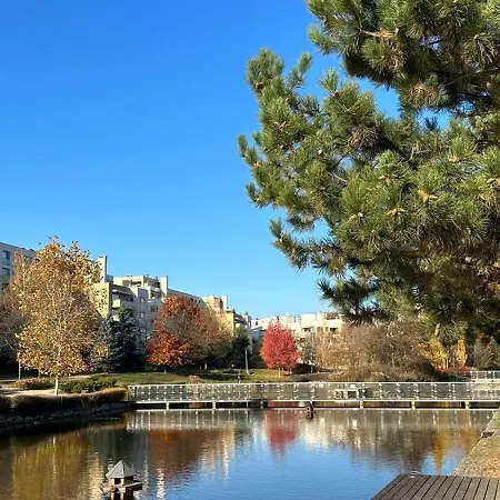 115 M2 Near The Center And The Airport - View Of The Lake! وارسو