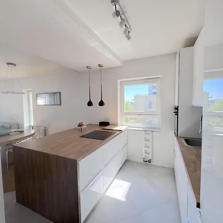 115 M2 Near The Center And The Airport - View Of The Lake! وارسو